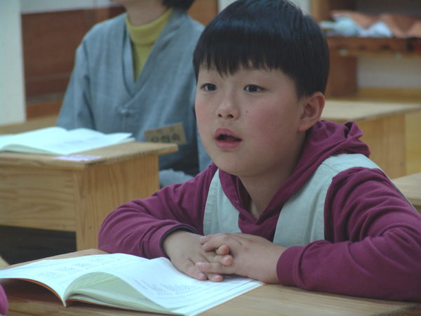 한문 교육-한문 교육을 열심히 하고 있습니다.
